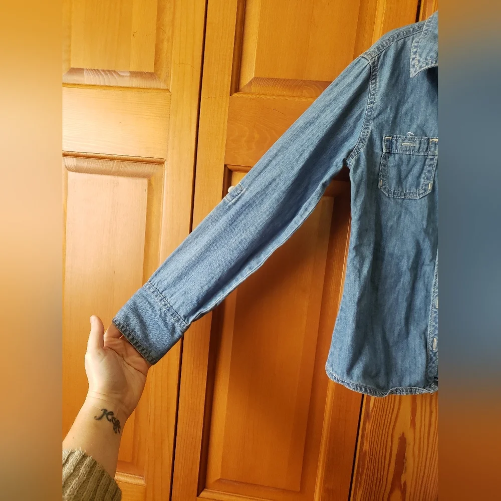 Justice Girls Blue Denim Look Button-Up Long Sleeve Shirt Jacket 8 Floral